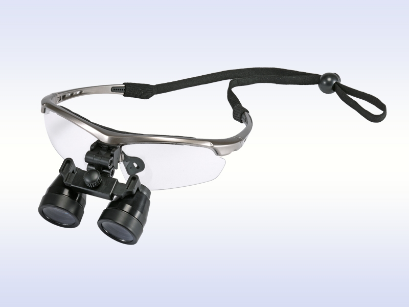 Variable Magnification Loupes